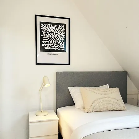 Charmantes Und Ruhiges - Strandnah Und Ideal Fuer Grosse Gruppen - Mit Fahrradunterstellplatz Und Parkplatz *