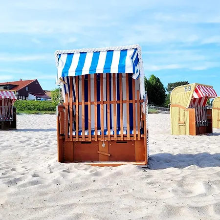 Charmantes Und Ruhiges - Strandnah Und Ideal Fuer Grosse Gruppen - Mit Fahrradunterstellplatz Und Parkplatz *